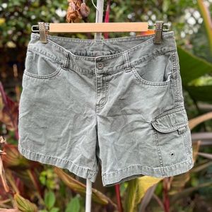 Northface Womens Size 4 Green Vintage Cargo Hiking/Walking Shorts